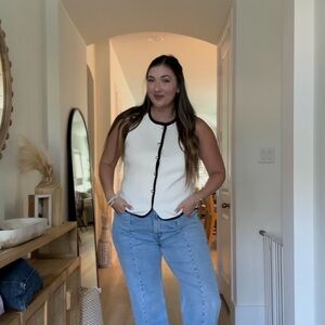 Abercrombie & Fitch Cream Knit Button Front Vest Black Trim XL NWT